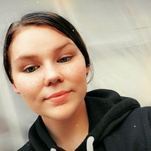 Meet your Posher, Jade